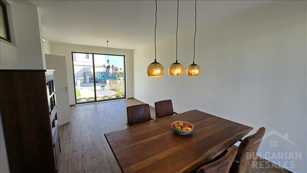 Kúpiť teraz! Dve poschodia a terasa na vile ID: 5368 - Фото5