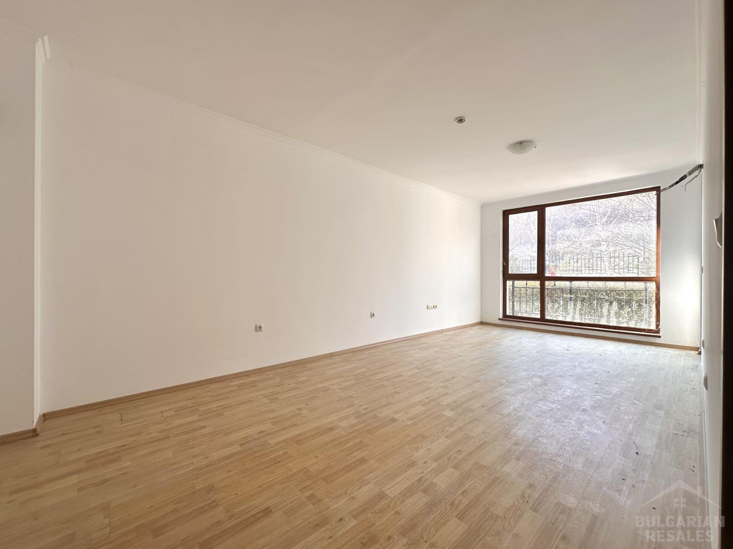 Изгодна инвестиция! Апартамент в комплекс 