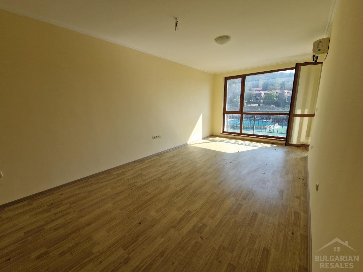 Апартамент в Елените в комплекс с плувен басейн ID: 4567 - Снимка 3