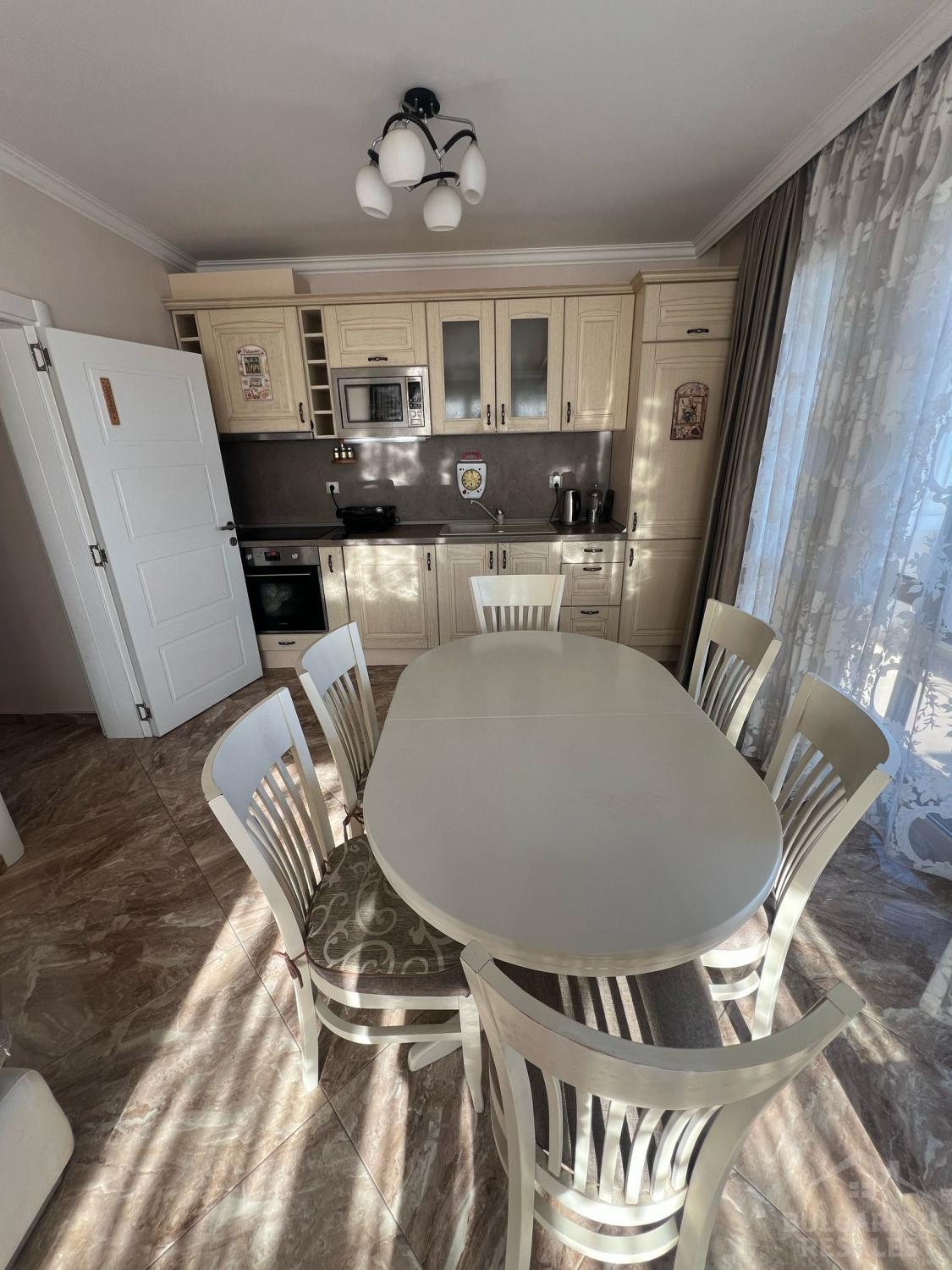 Просторен апартамент в луксозен комплекс ID: 4565 - Снимка 9