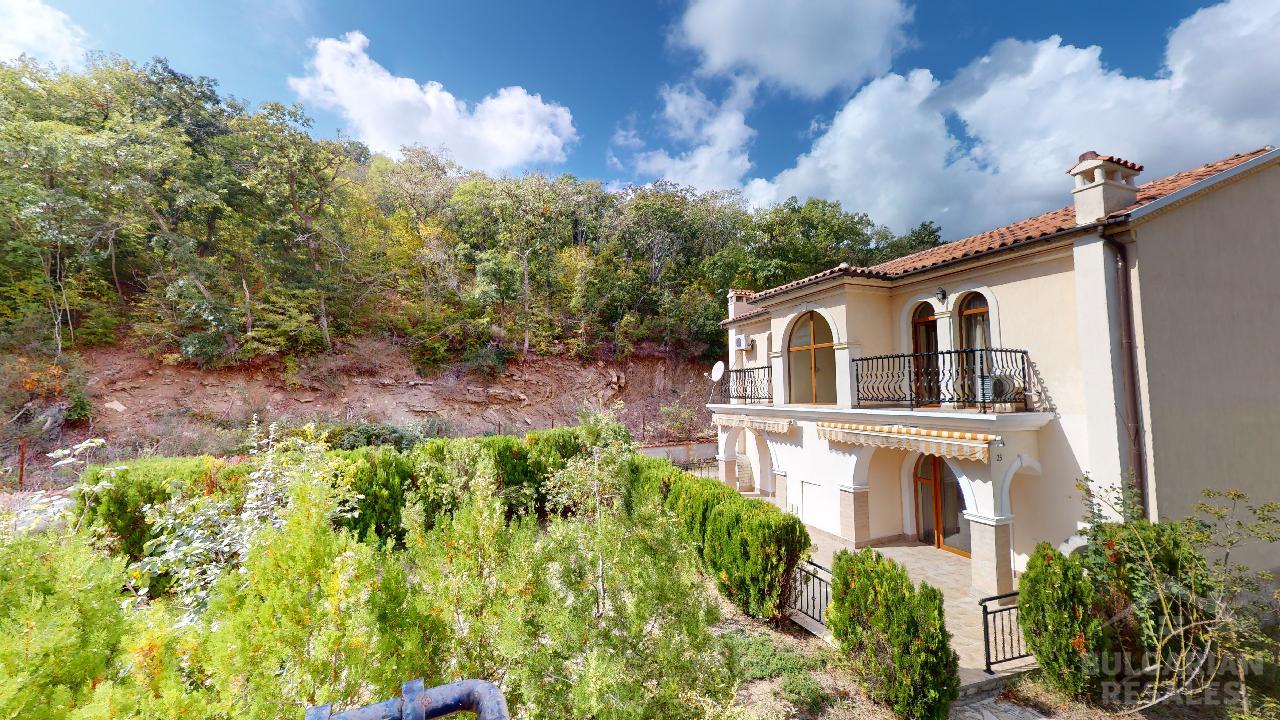 A well planned house with 4 bedrooms ID: 3712 - Photo 16