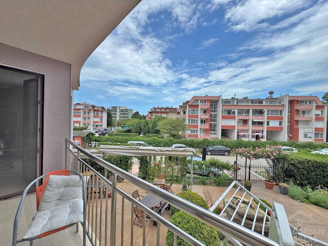 Pool view. Apartment for a large family in the “VIP Image” complex ID: 6206 - Photo 13