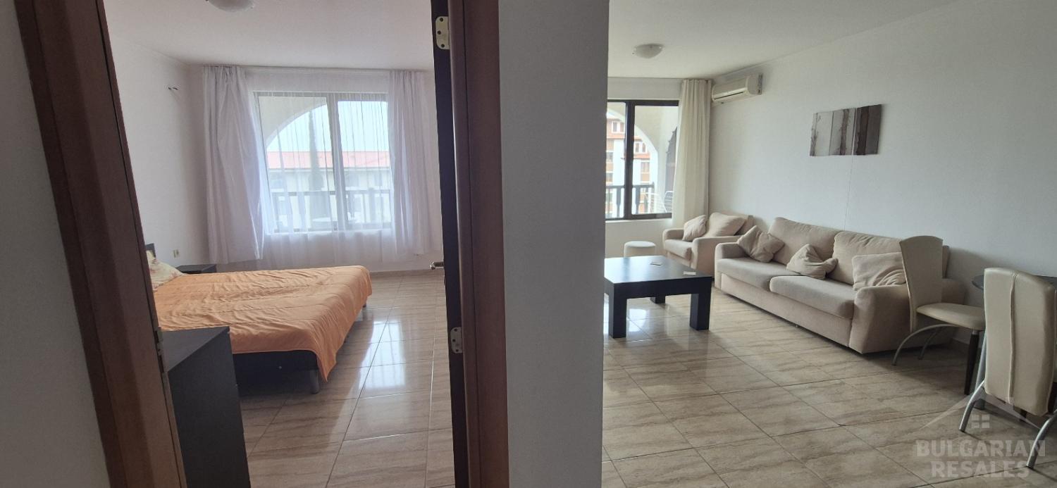 Widok na basen! Apartament w pobliżu przystani jachtowej ID: 5793 - Фото5