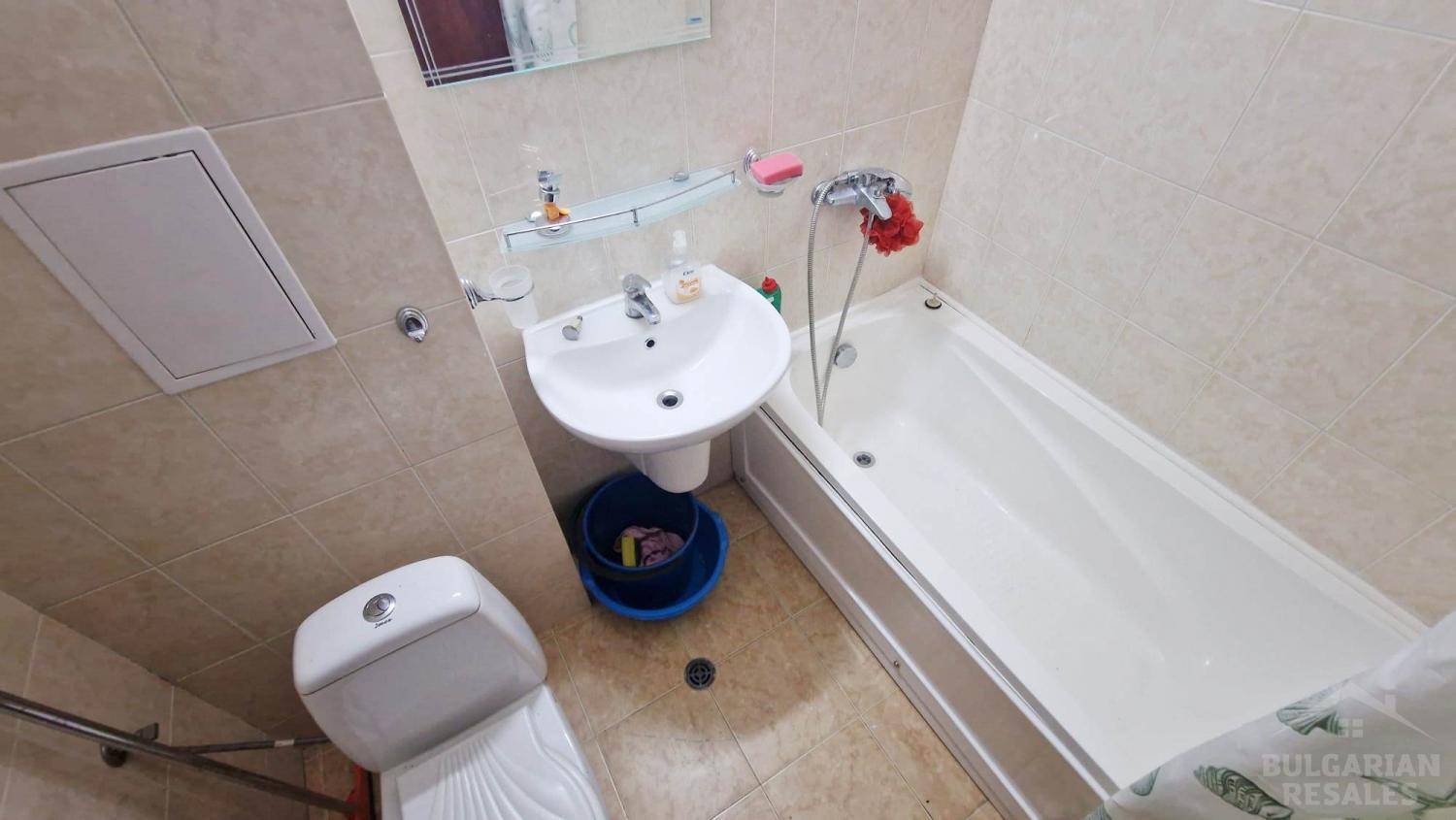 Голямо студио с отделна зона за спалня ID: 2068 - Снимка 10