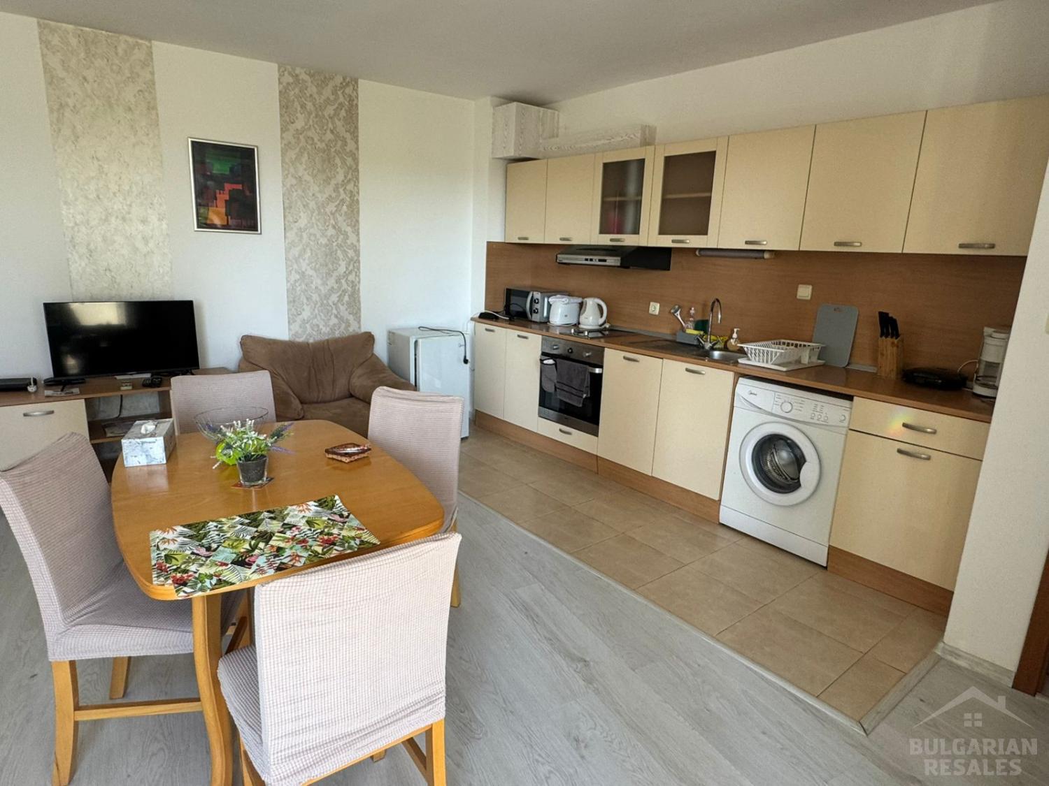 Първа линия! Апартамент за лятна почивка или постоянно живеене ID: 5723 - Снимка 2